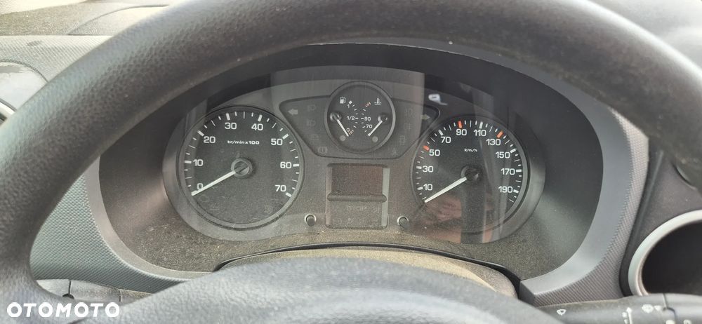 Peugeot PARTNER - 17