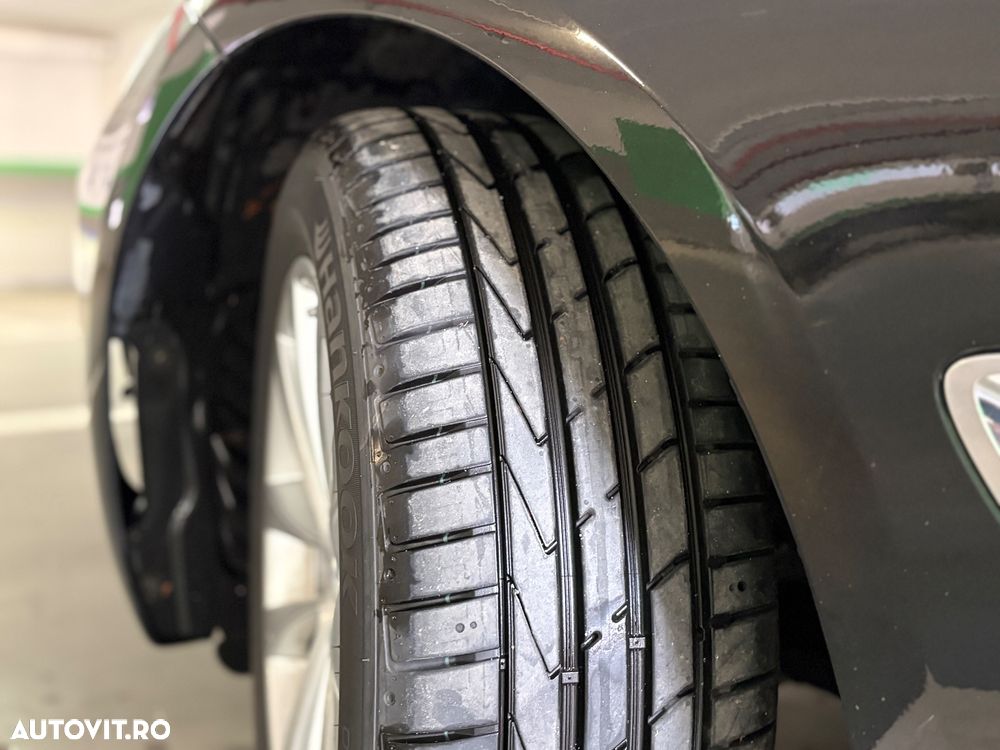 BMW Seria 3 320i GT xDrive AT - 28