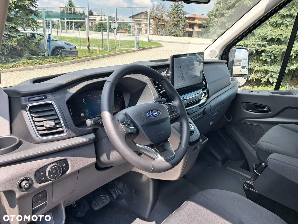 Ford Transit - 13
