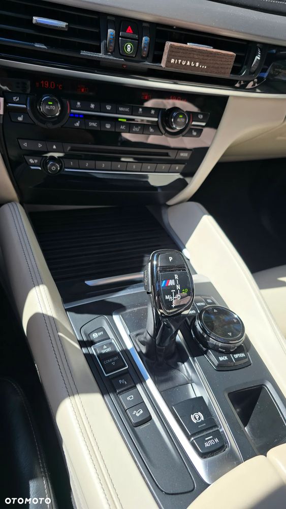 BMW X6M - 29