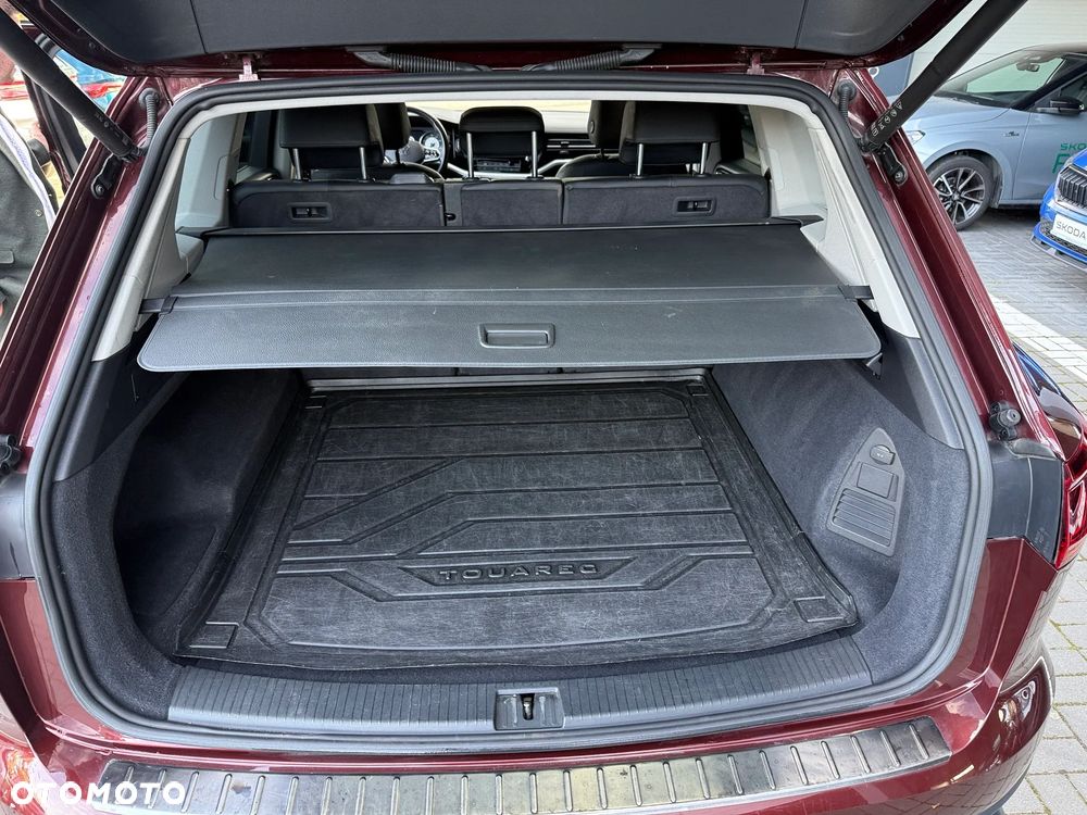 Volkswagen Touareg - 19