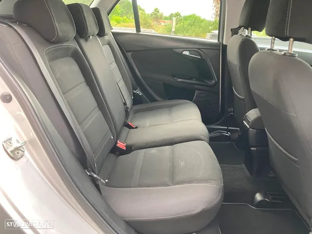 Fiat Tipo Station Wagon 1.3 M-Jet Lounge J17 - 31