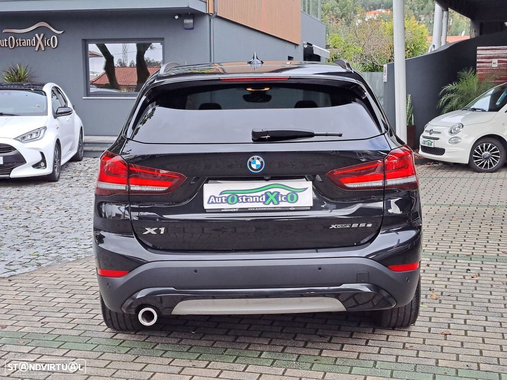 BMW X1 25 e xDrive Corporate Edition - 15