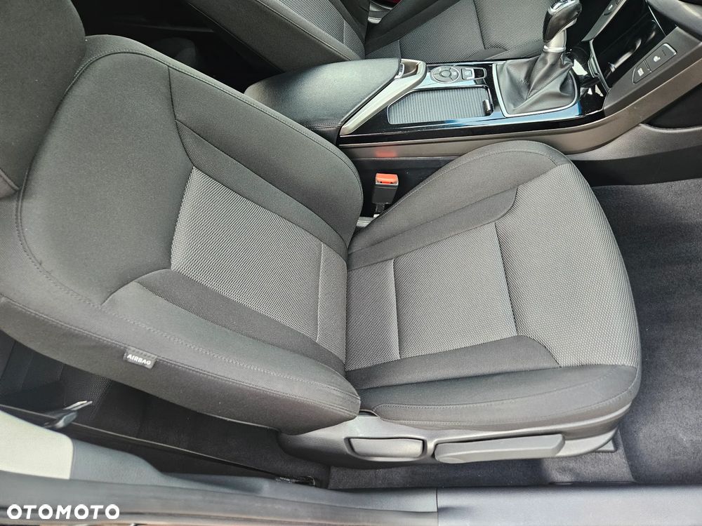 Hyundai i40 Kombi 2.0 Trend - 15