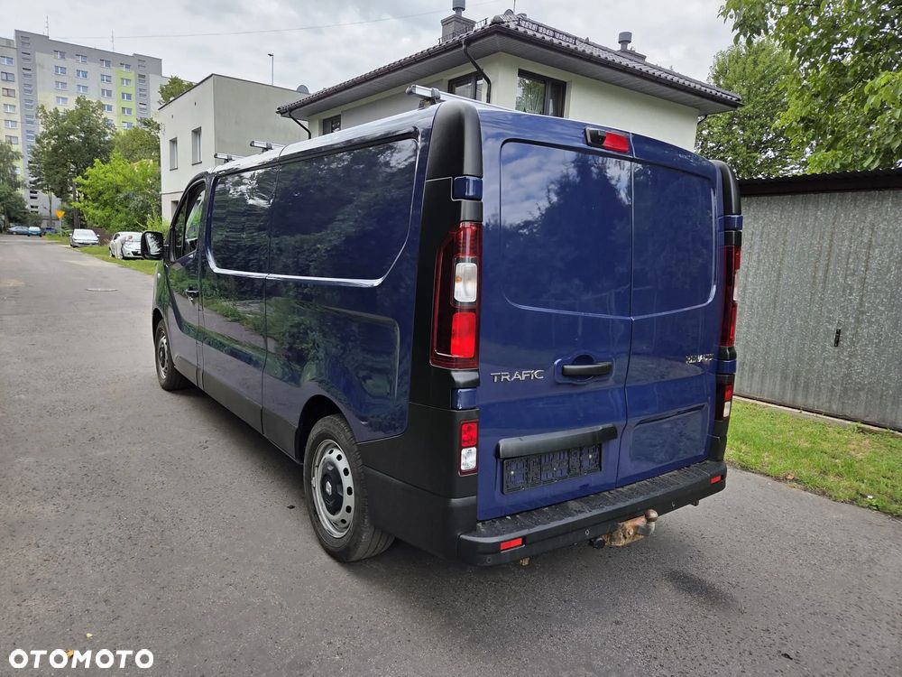 Renault Trafic - 2