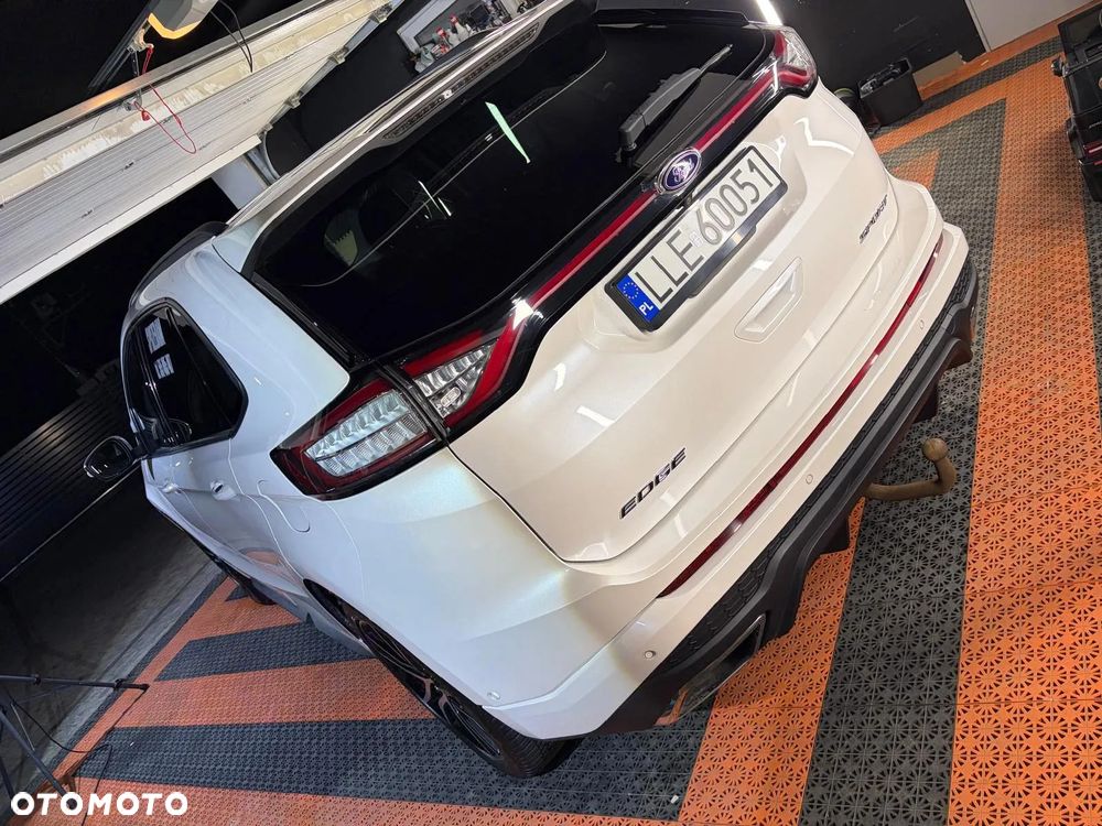 Ford Edge - 7
