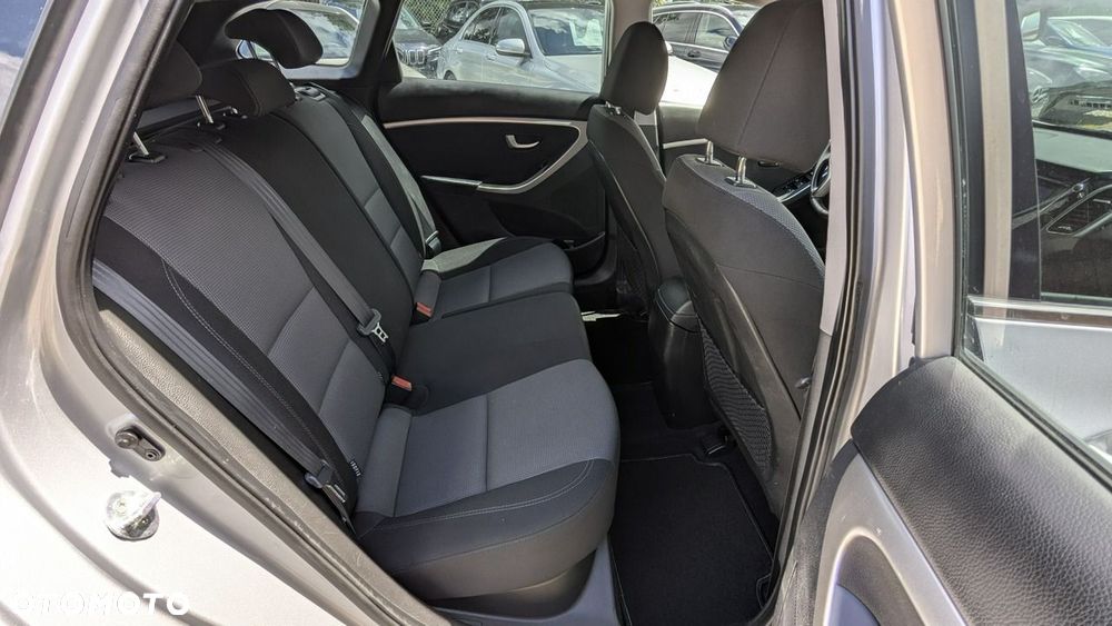 Hyundai i30 - 19