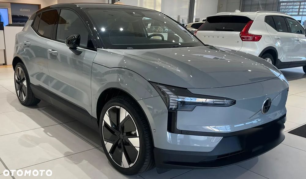 Volvo EX30 Twin Motor Performance AWD Ultra - 13