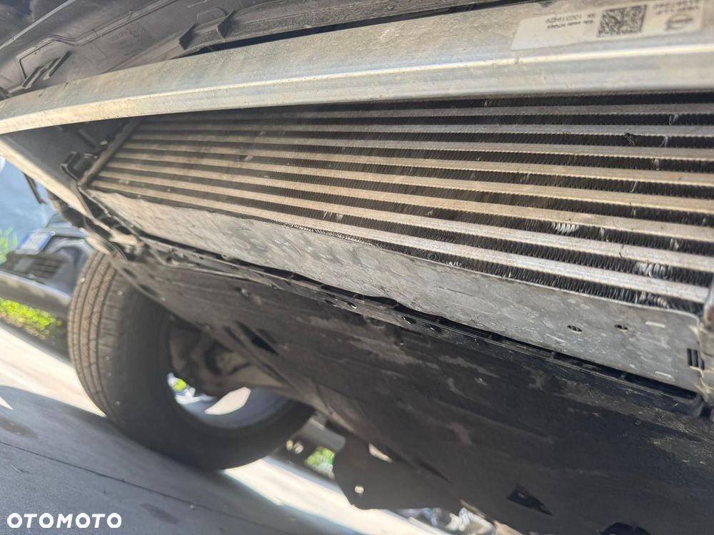 Volvo XC 90 D5 SCR AWD R-Design 7os - 12