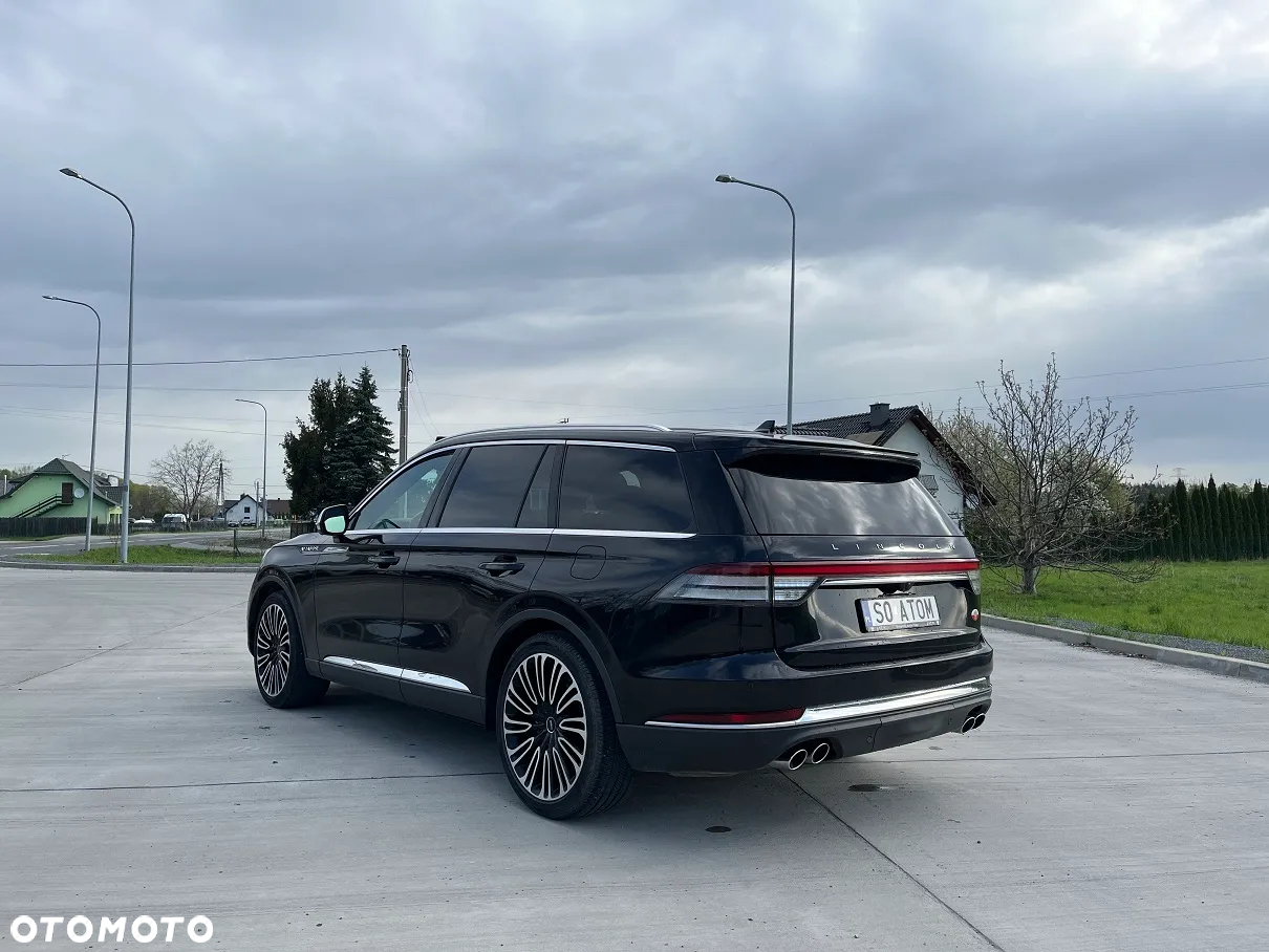Lincoln Aviator - 8