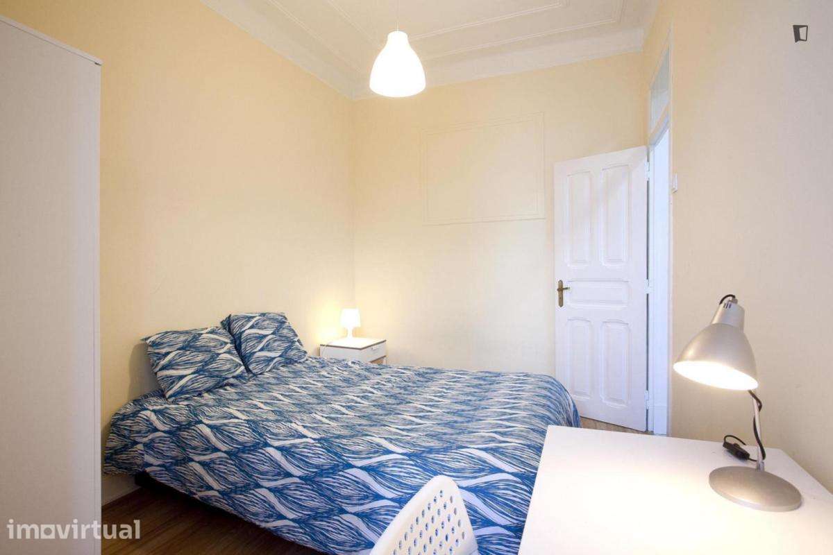 Quarto - localizado em Olaias Lisbon - Grande imagem: 2/8