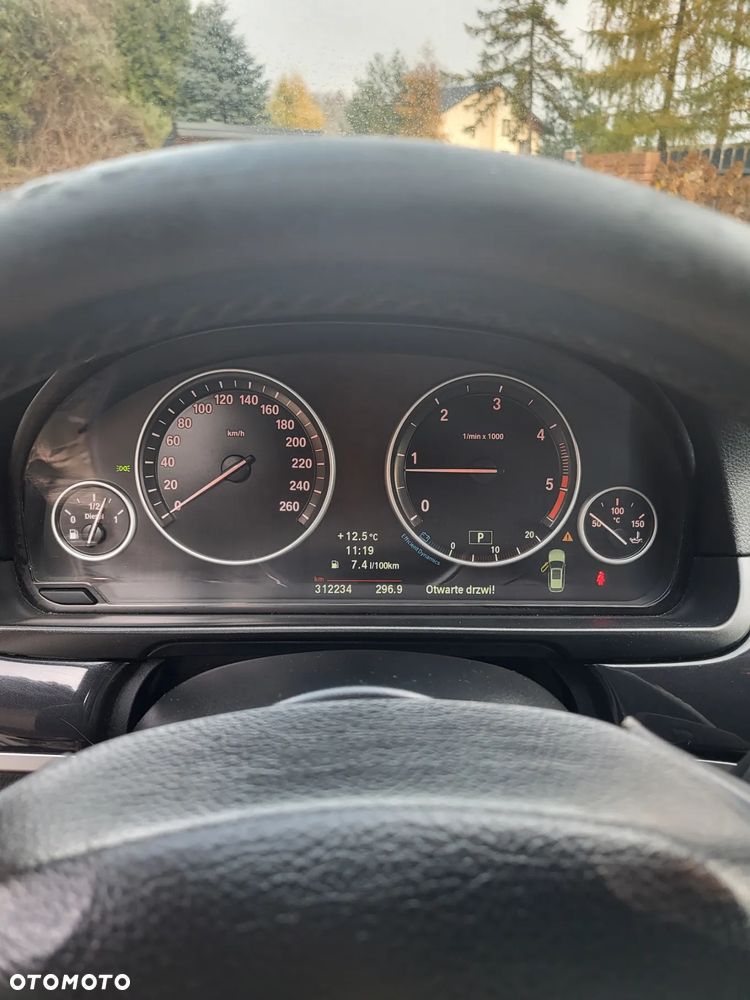 BMW Seria 5 520d Touring Edition Fleet Exclusive - 9