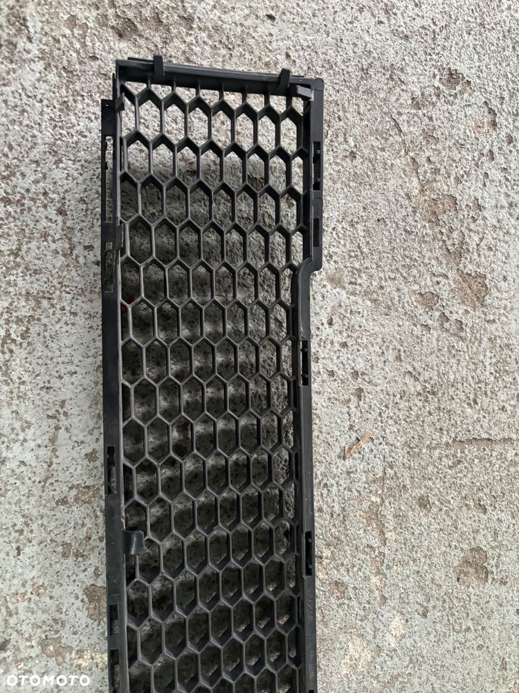 FIAT 500 KRATKA SRODKOWA ZDERZAKA 735425618 - 2