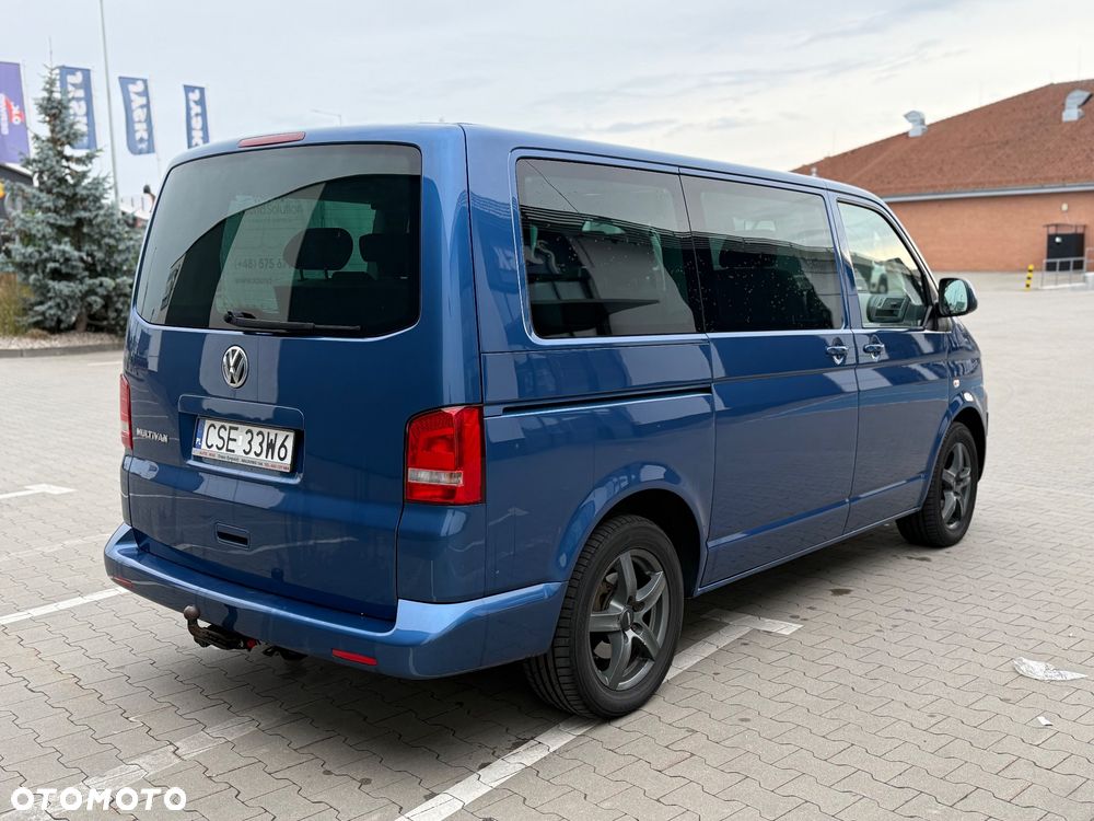 Volkswagen Multivan - 18