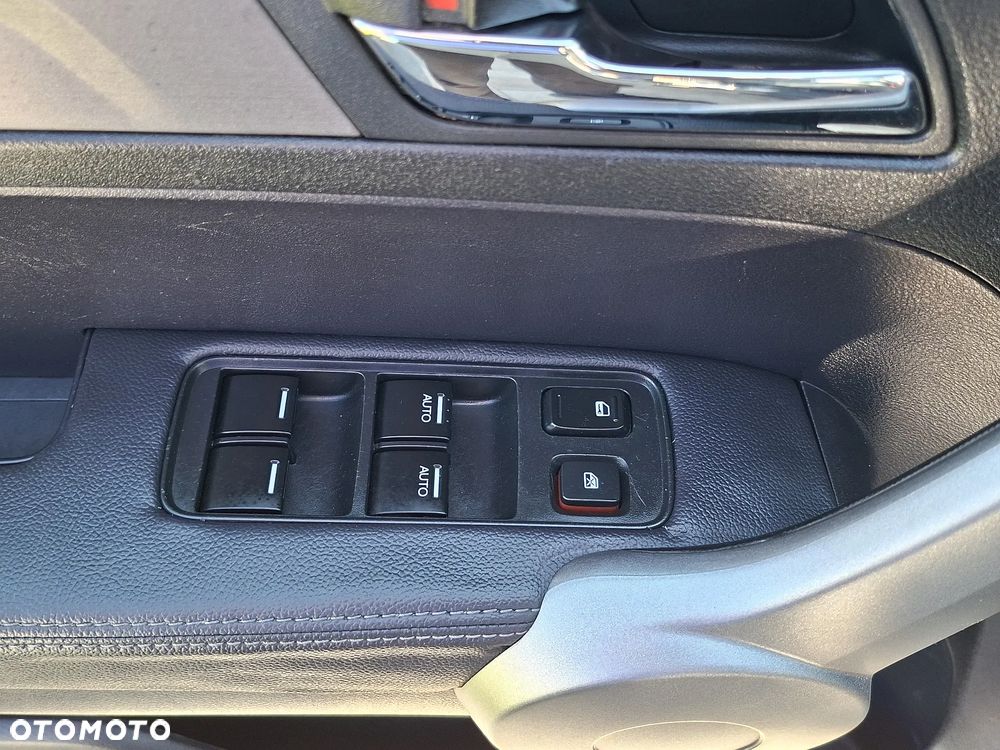 Honda CR-V 2.0i-VTEC Automatik Executive 50 Jahre Edition - 20