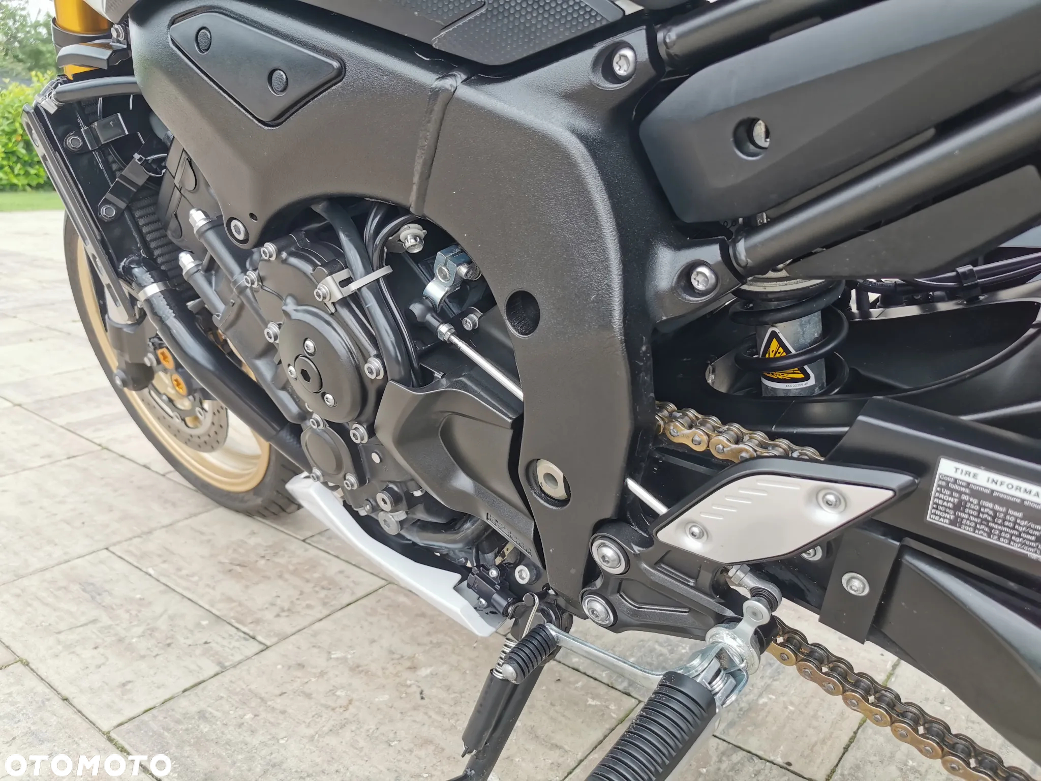 Yamaha FZ8 - 16
