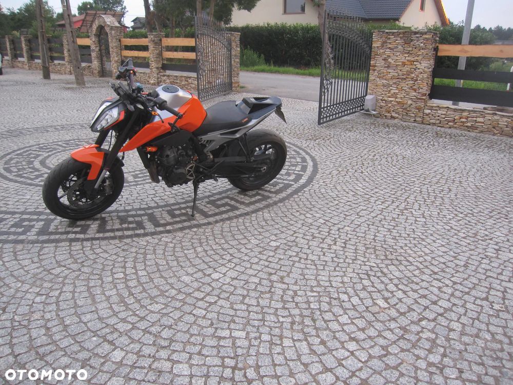 KTM Duke 790 - 10