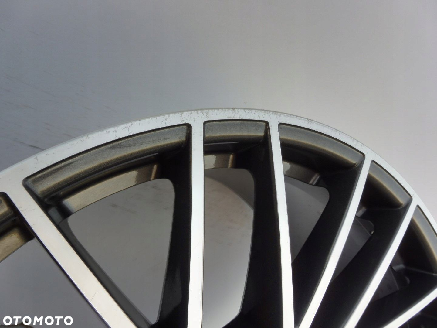 Felga aluminiowa Porsche Cayenne 9Y3 - 8