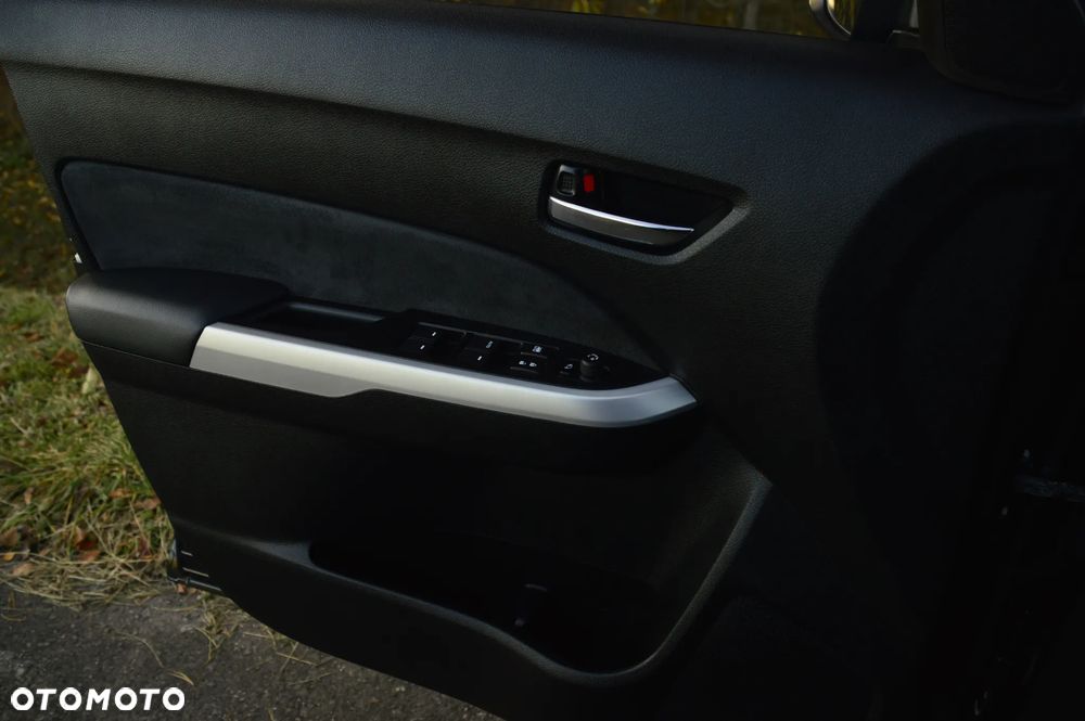 Suzuki Vitara 1.4 Boosterjet XLED 4WD - 17