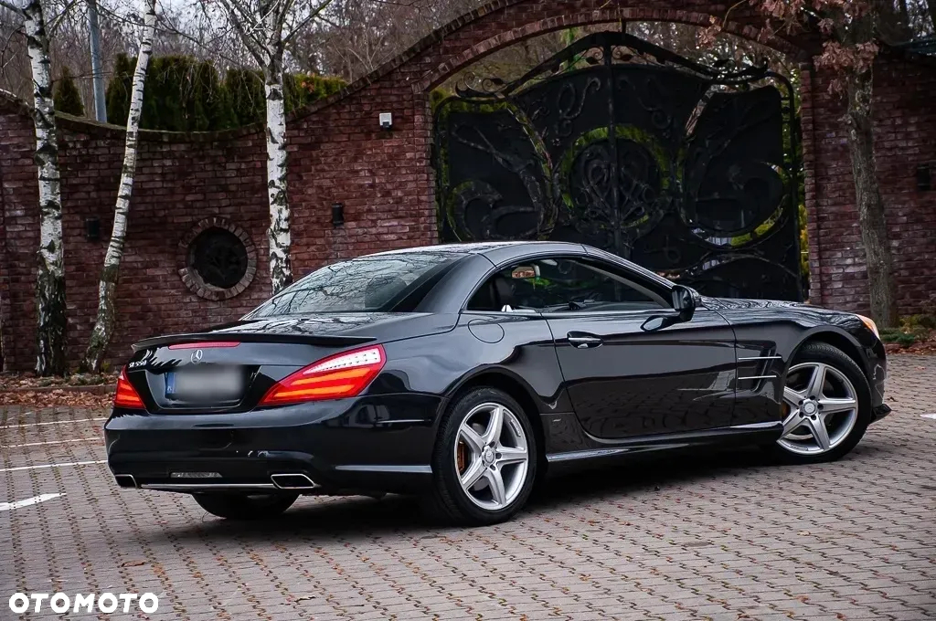 Mercedes-Benz SL - 17
