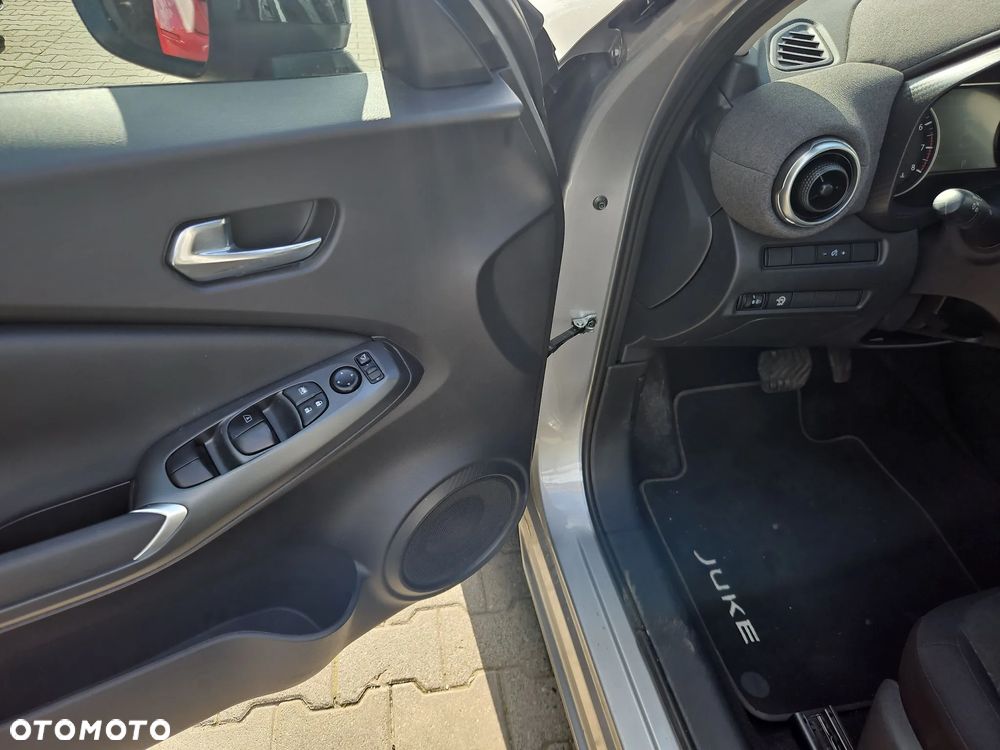 Nissan Juke 1.0 DIG-T Acenta DCT - 11