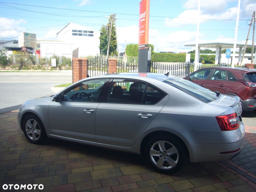 Skoda Octavia 1.5 TSI ACT Ambition - 10