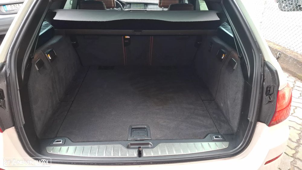 BMW 520 d Auto - 56