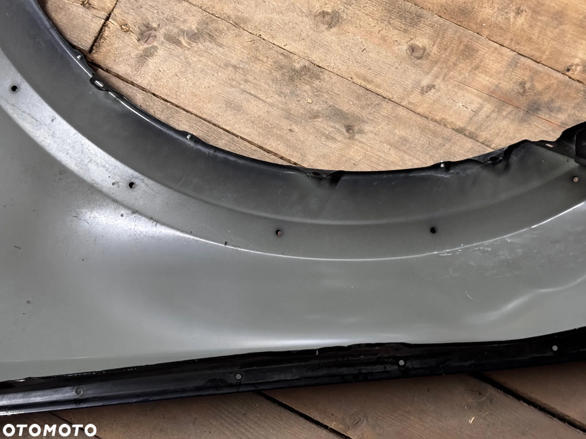 BŁOTNIK PRAWY MITSUBISHI	PAJERO V80 / V90 2006- - 11