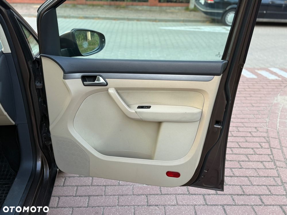 Volkswagen Touran 1.6 TDI DPF Cross - 19