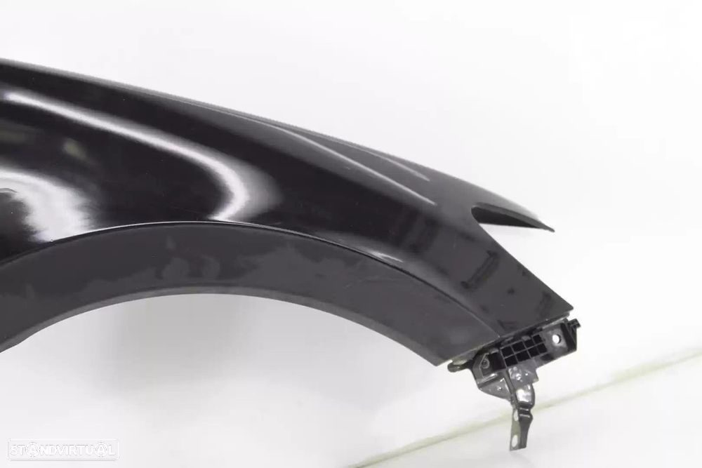 GUARDA-LAMAS FRONTAL DIREITO HYUNDAI SANTA FÉ II 2007 - - 3