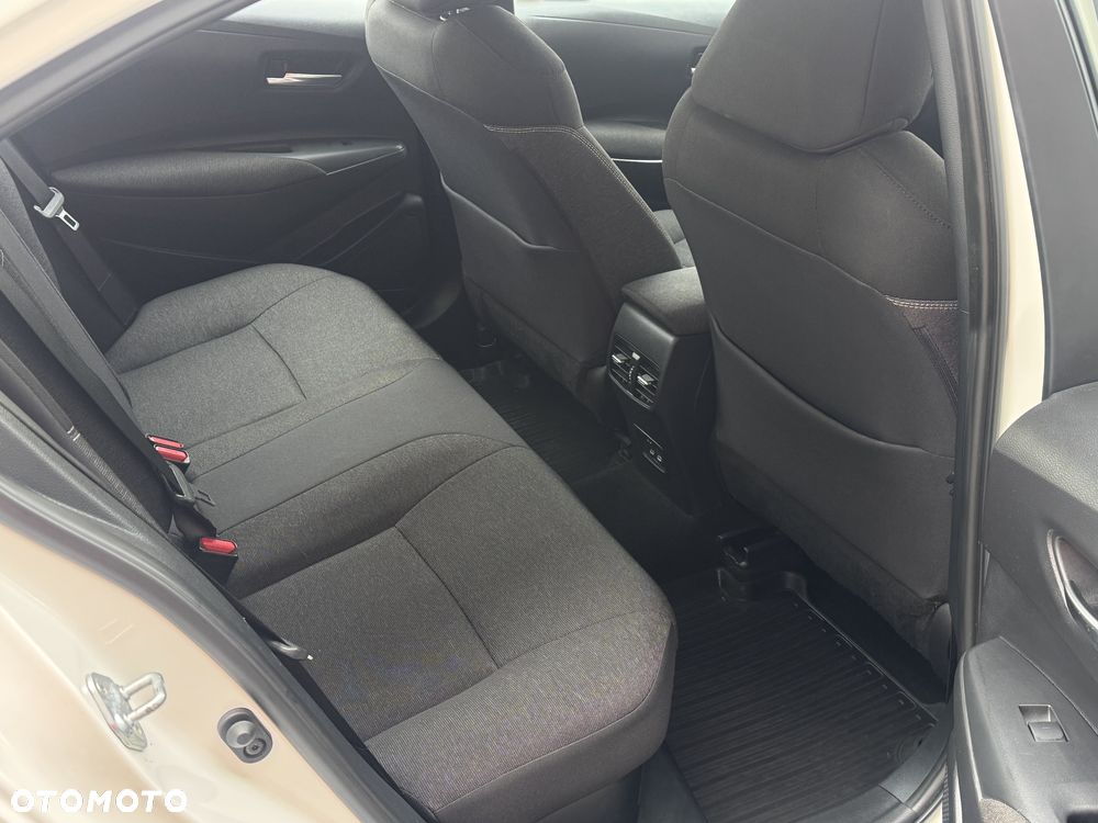 Toyota Corolla 1.8 Hybrid Comfort - 13