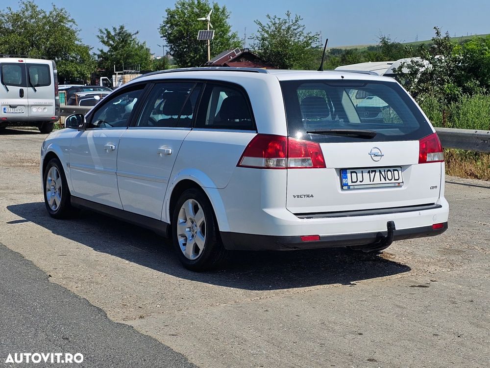 Opel Vectra 1.9 CDTI Essentia - 23