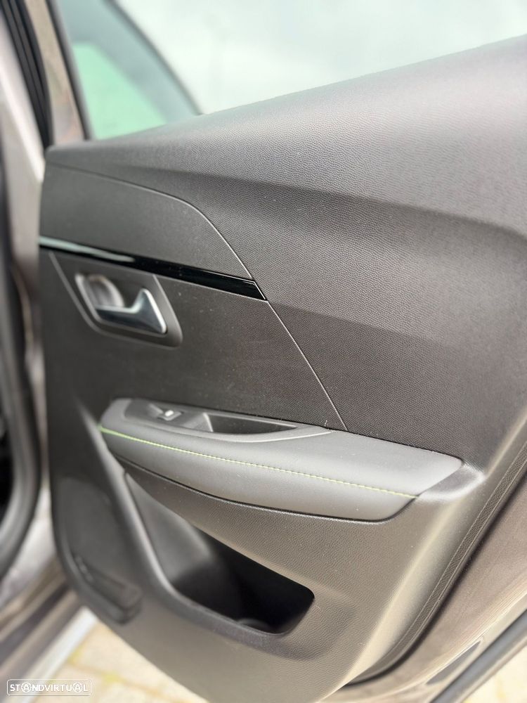 Peugeot 208 1.2 PureTech GT EAT8 - 14