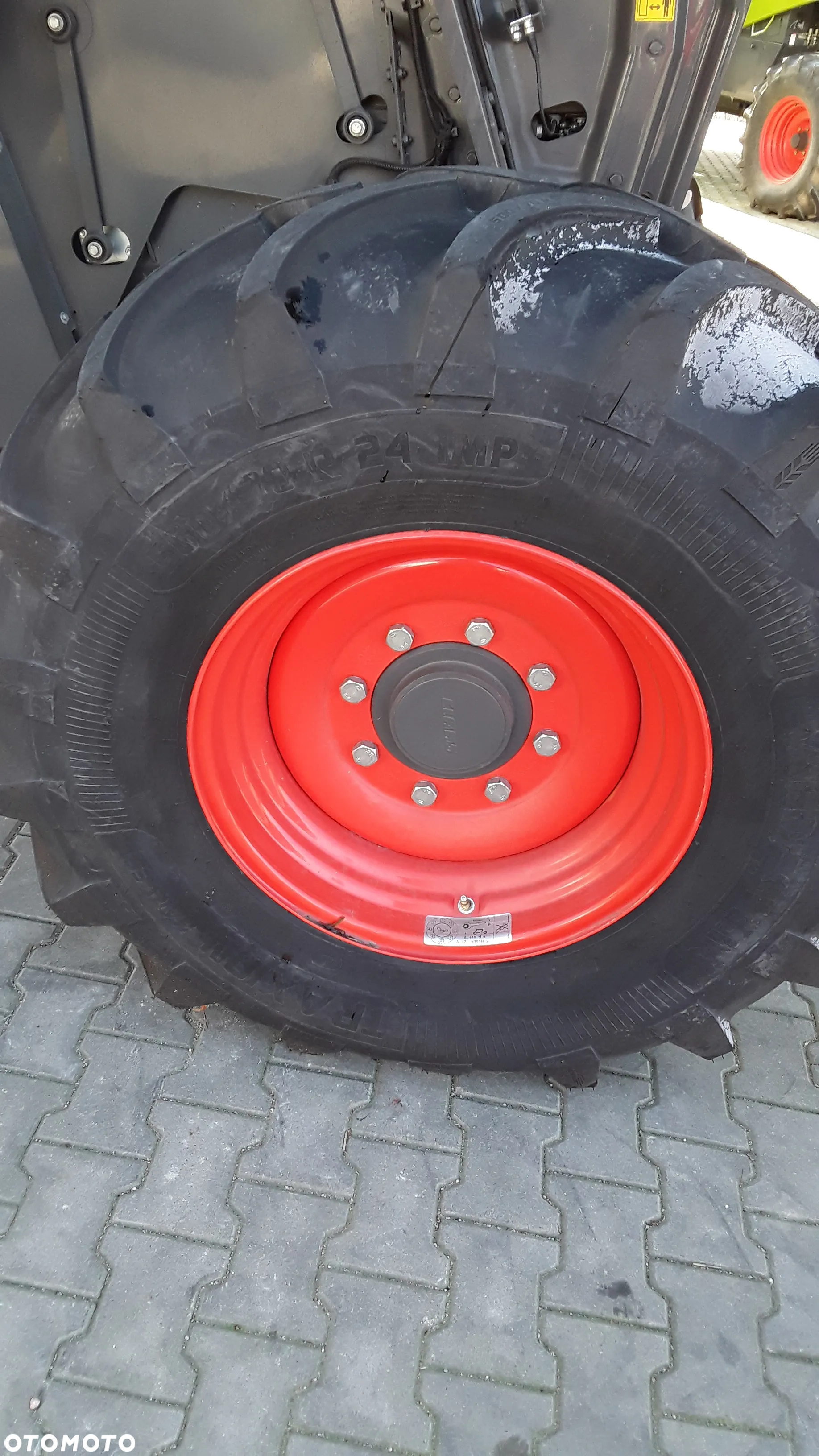 Claas TRION 730 - 18