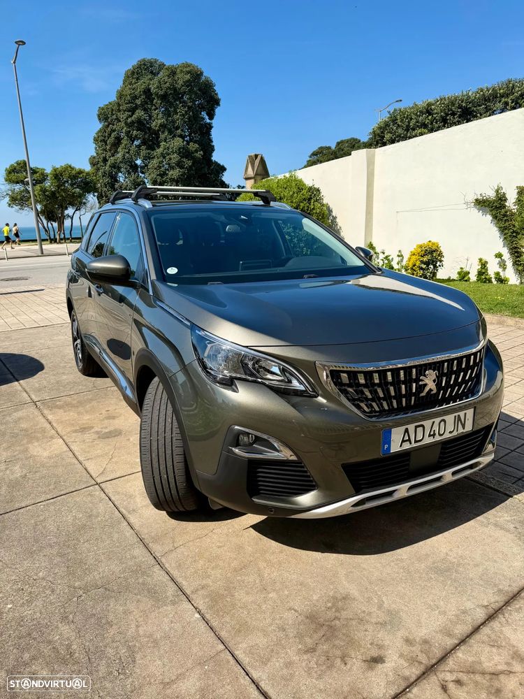 Peugeot 5008 1.2 PureTech Allure - 1