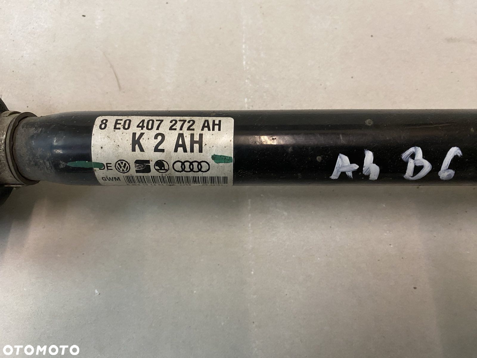 PÓŁOŚ PRAWA DŁUGA PRZÓD MANUAL Q PRZEGUBY K2 AH Audi A4 B6/B7 8E0 407 272 AH - 2