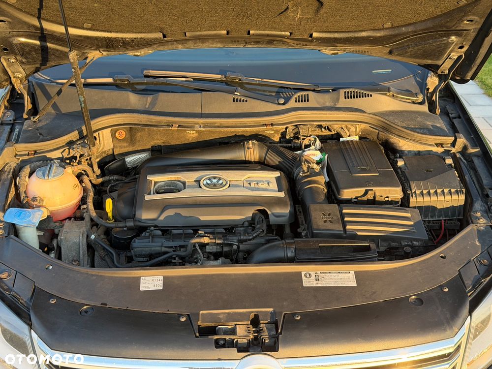 Volkswagen Passat 2.0 TSI Comfortline - 27