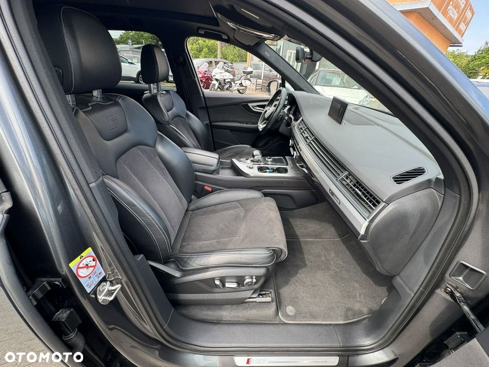 Audi SQ7 4.0 TDI Quattro Tiptronic - 33