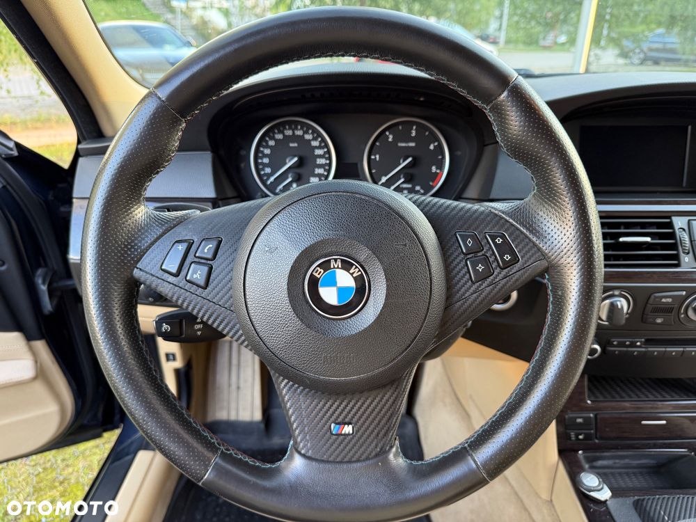 BMW Seria 5 520d - 31
