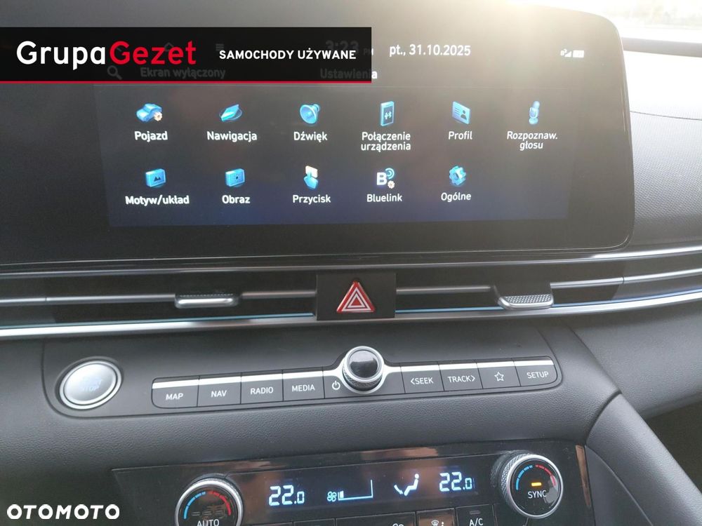 Hyundai Elantra - 17