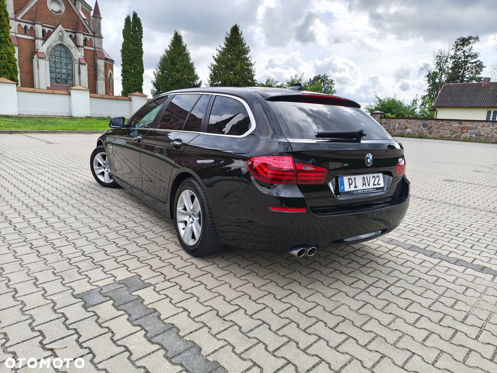 BMW Seria 5 520d xDrive - 21