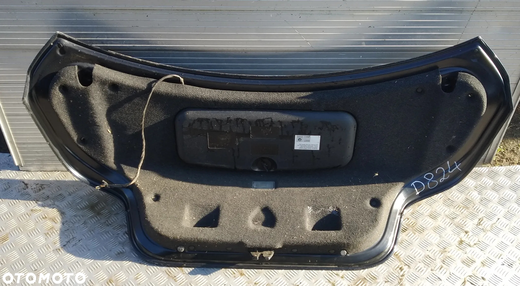 D824/D825/D828 KLAPA BMW E60 LIFT SEDAN - 6