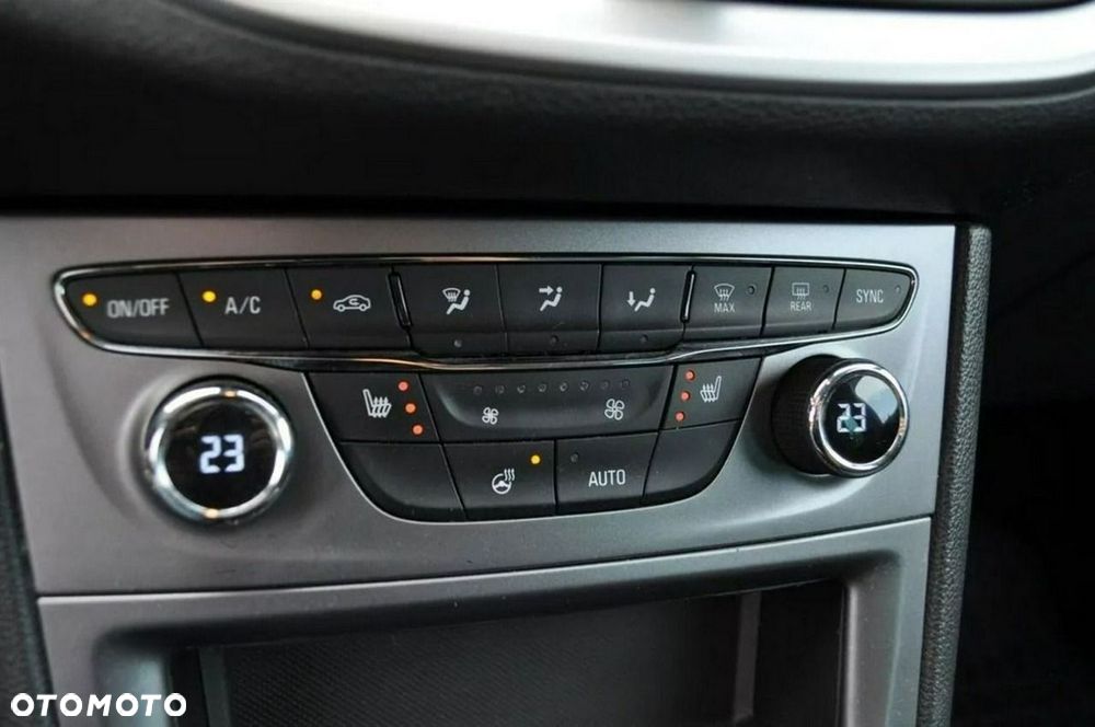 Opel Astra 2021