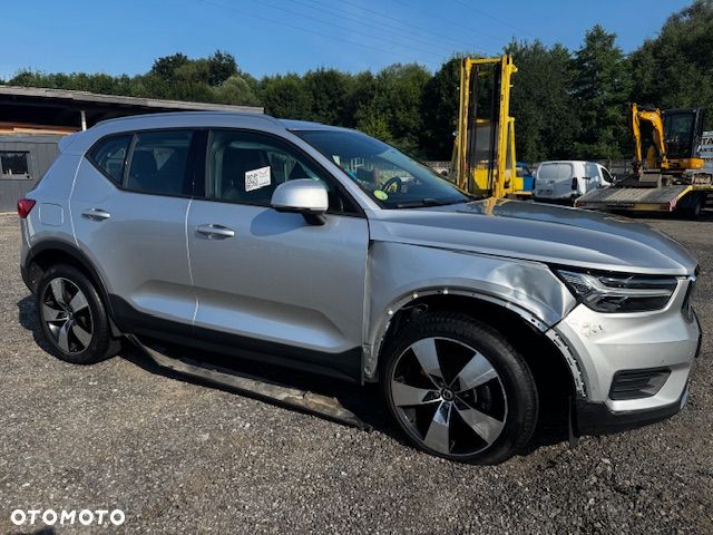 Volvo XC 40 D4 AWD Geartronic Momentum - 7