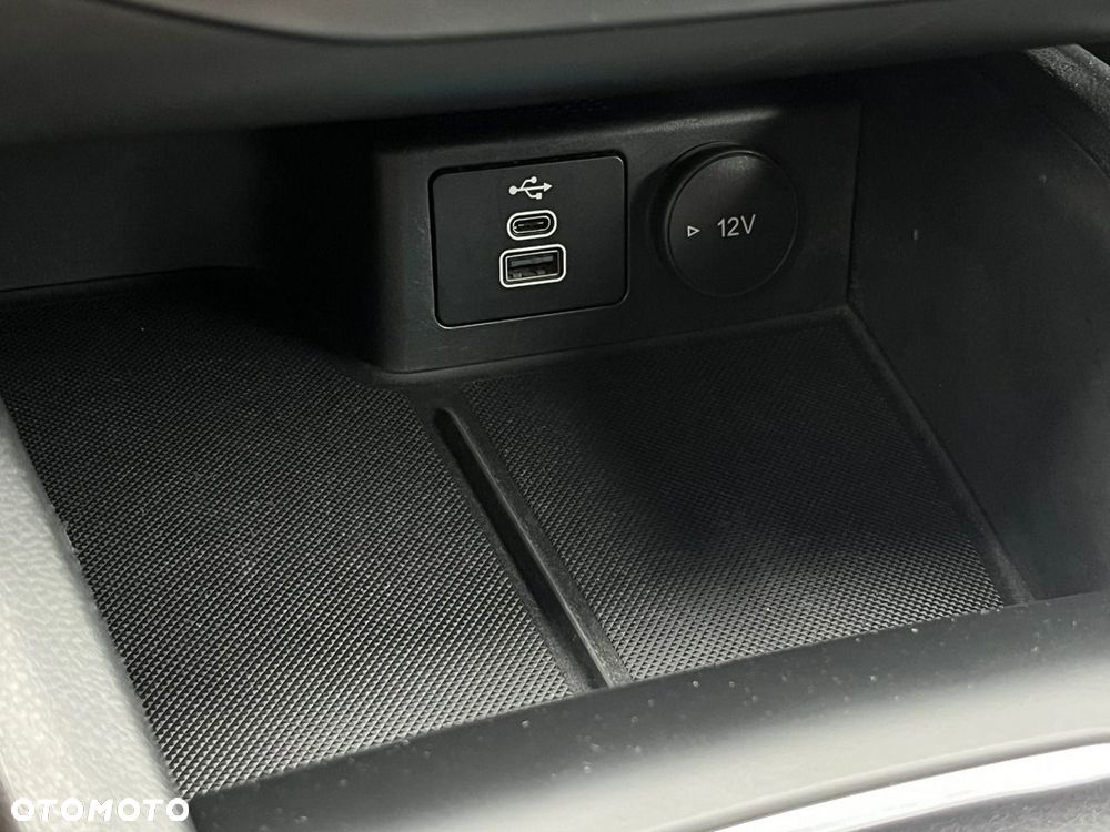Ford Focus 1.5 EcoBlue Start-Stopp-System ST-LINE - 37