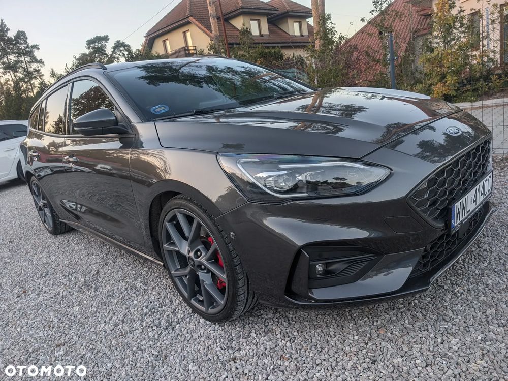 Ford Focus 2.3 EcoBoost S&S ST Edition - 10