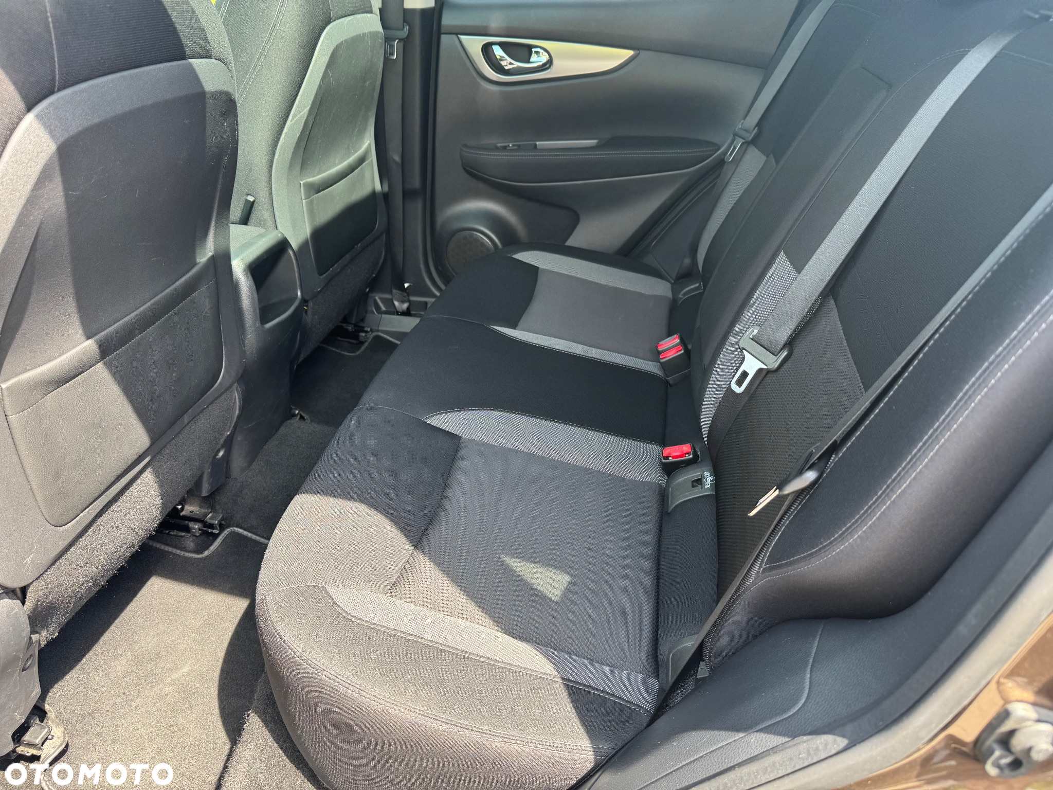 Nissan Qashqai 1.5 dCi N-Connecta EU6 - 12
