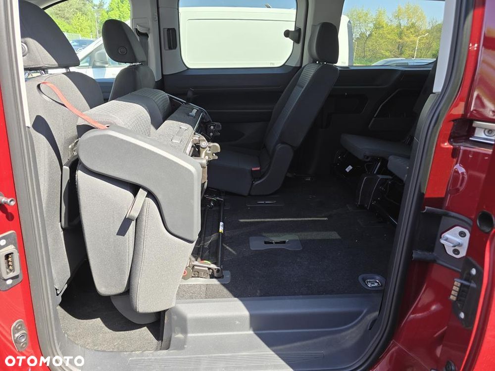 Ford Tourneo Connect Grand - 10