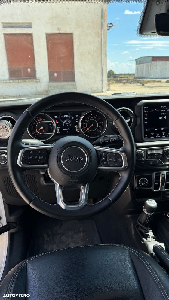 Jeep Wrangler Unlimited 2.0 Turbo AT8 Sahara - 14