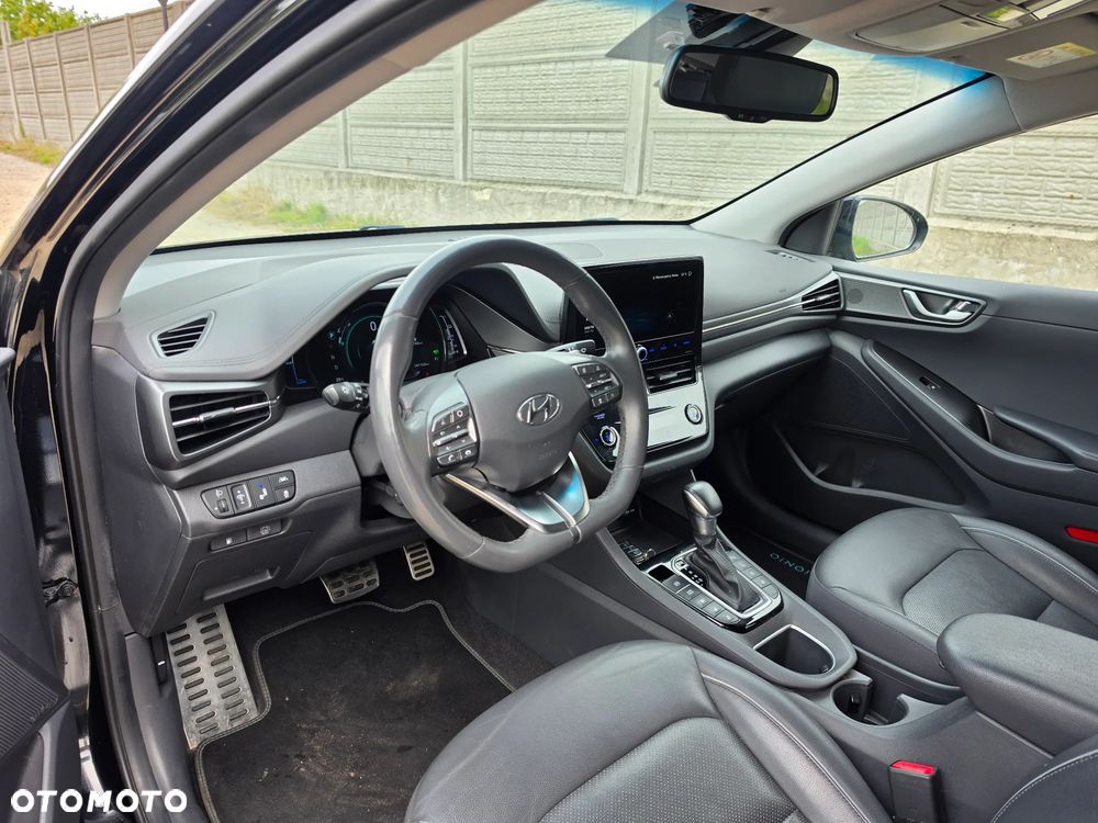 Hyundai IONIQ hybrid Platinum - 8